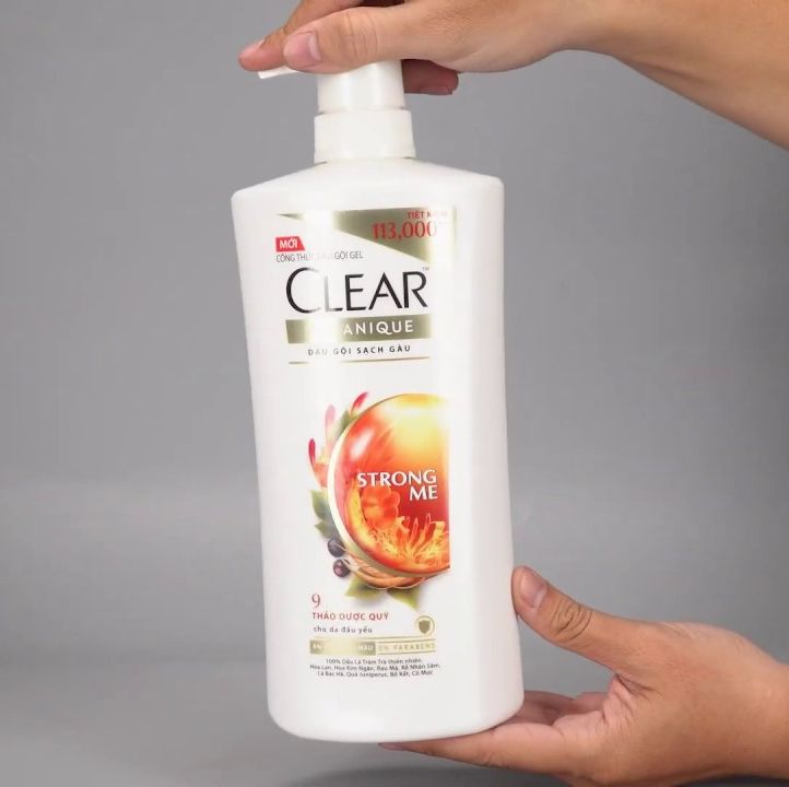 [HCM]Dầu Gội Sạch Gàu CLEAR Thảo Dược 650gr