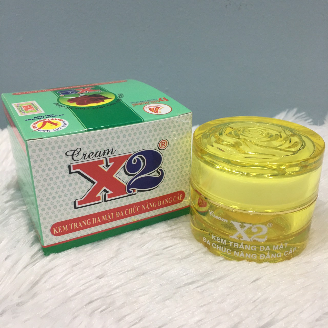Kem trắng da mặt đa chức năng đẳng cấp 20g X2