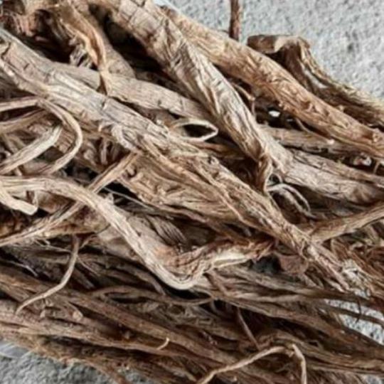 1kg sâm quy khô nguyên củ