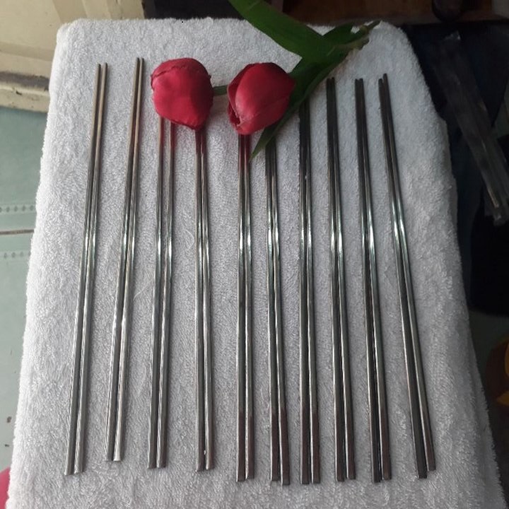 Bộ 10 đôi đũa Inox 304 đầu dẹp đặc ruột không hoa văn kiểu Hàn Quốc 23cm