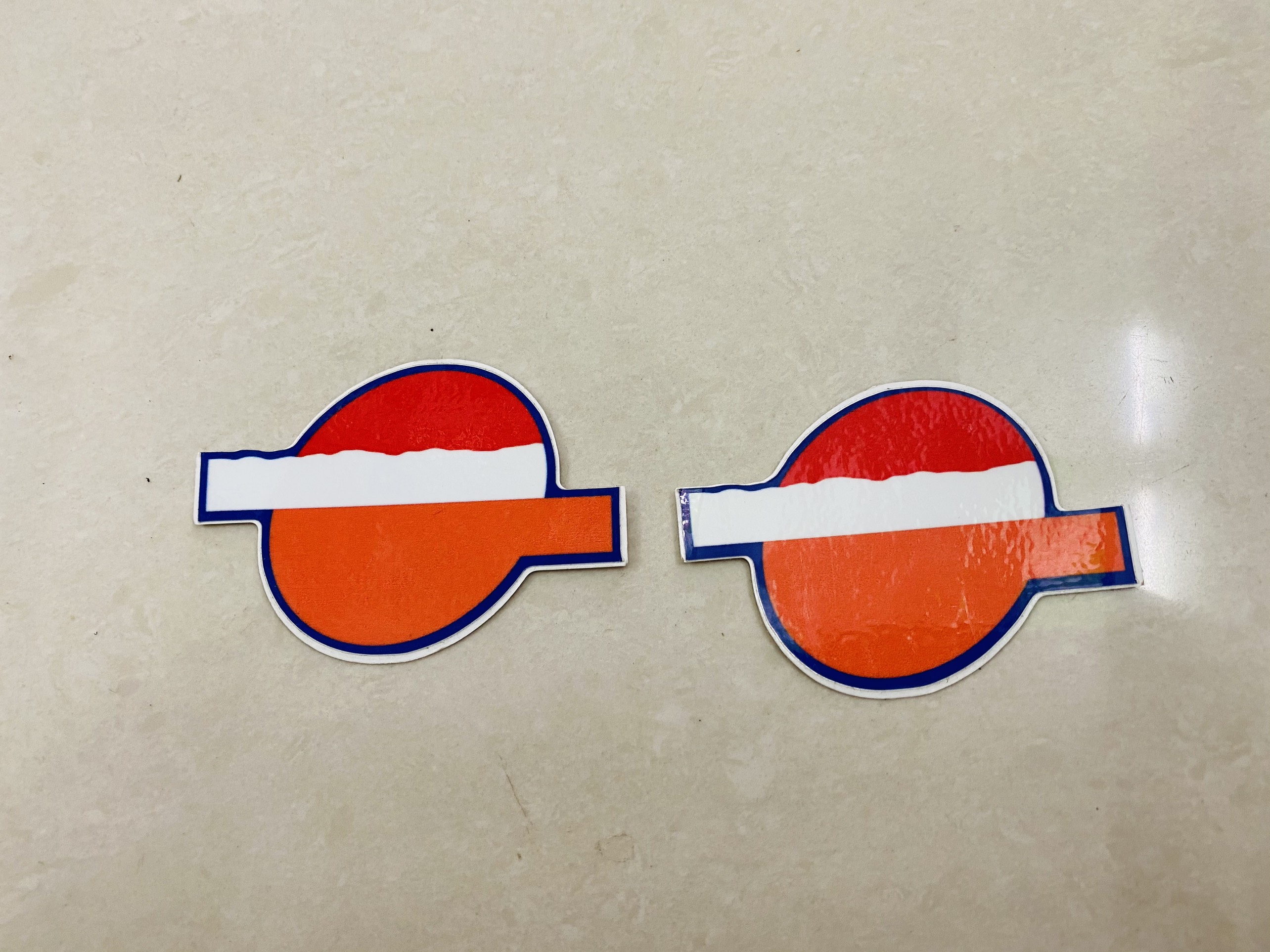 2 Tem logo repsol
