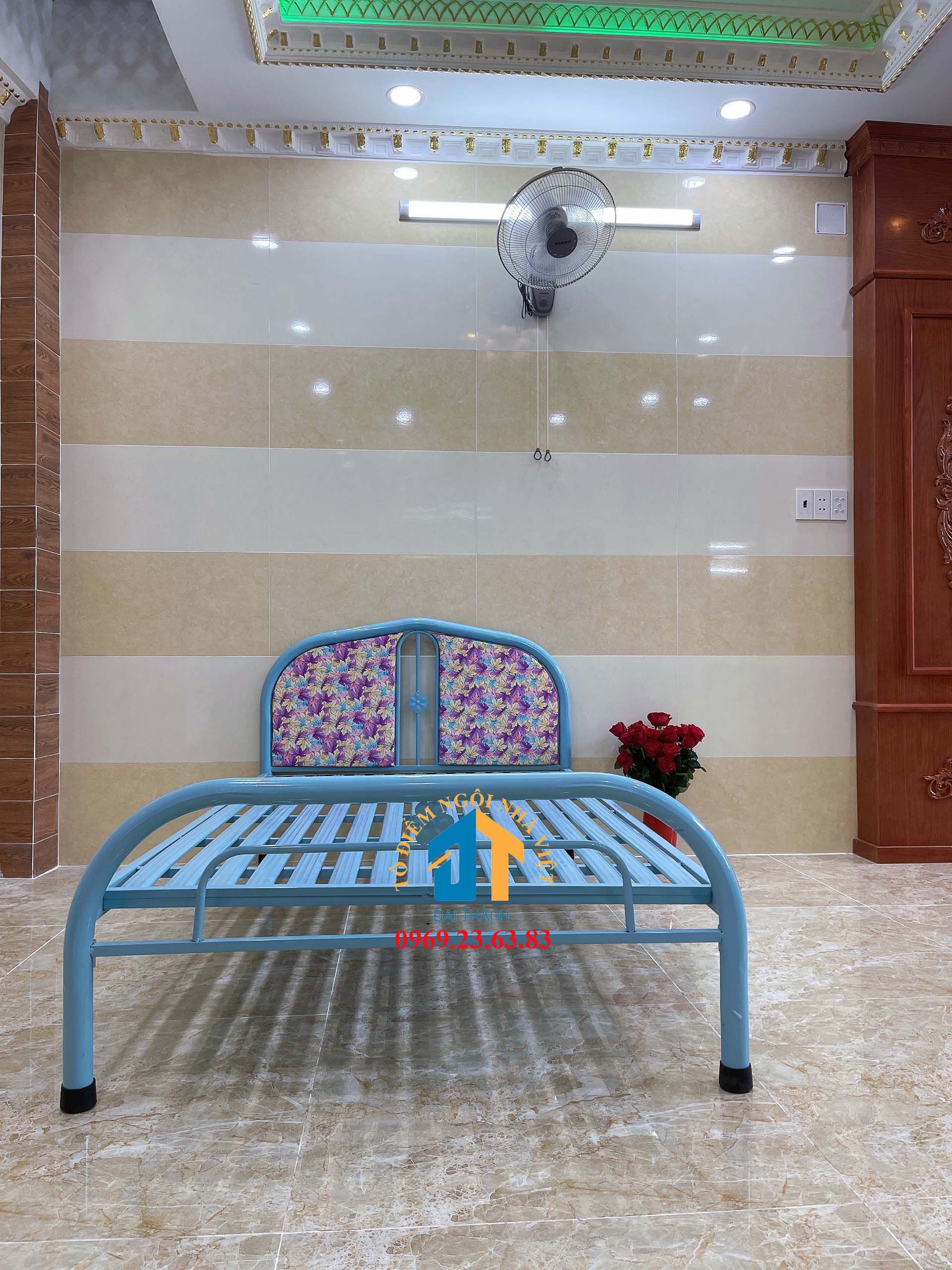 Giường sắt kiểu tròn hoa văn 1m