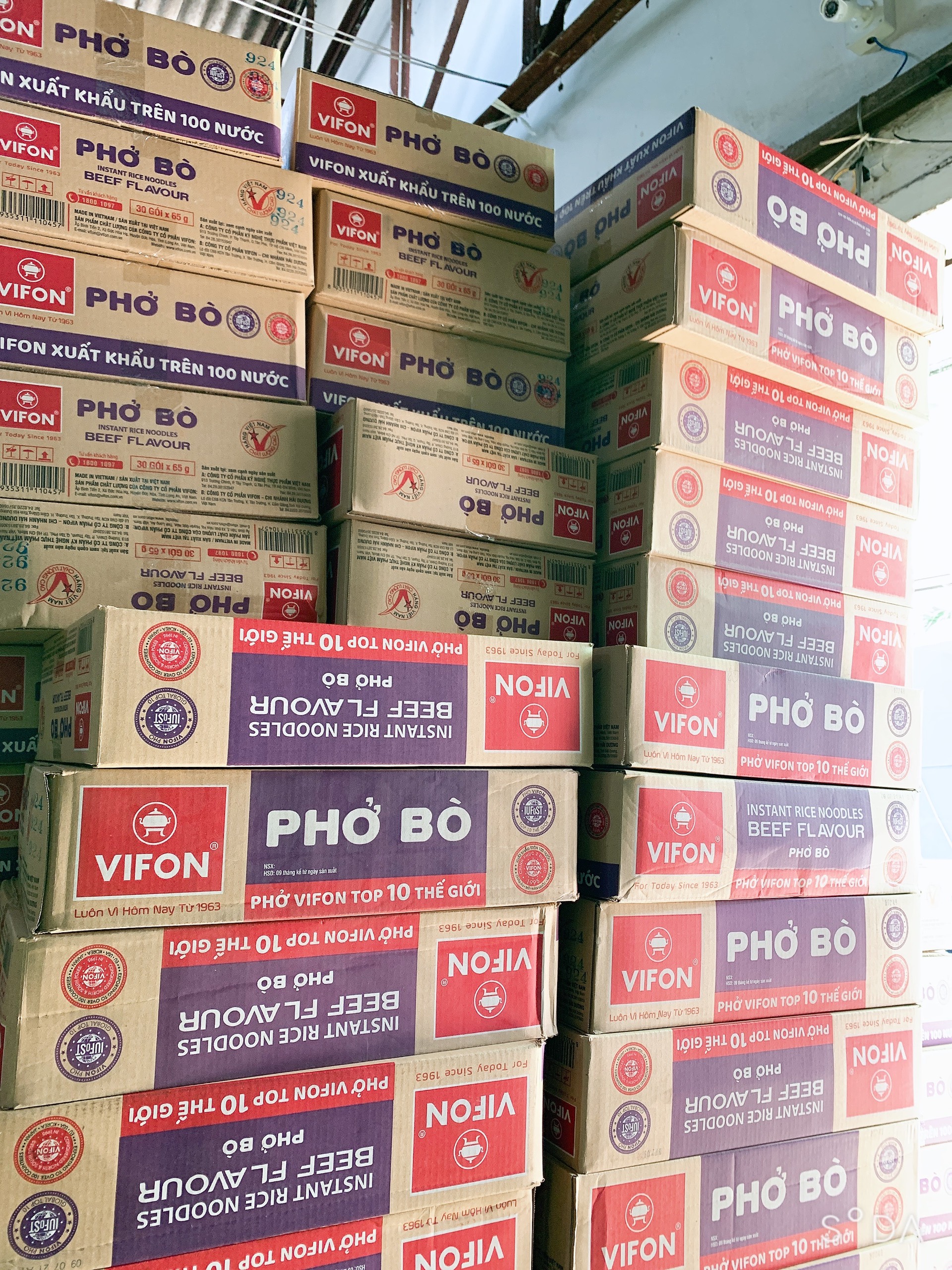 Thùng 30 gói PHỞ BÒ VIFON 65GR