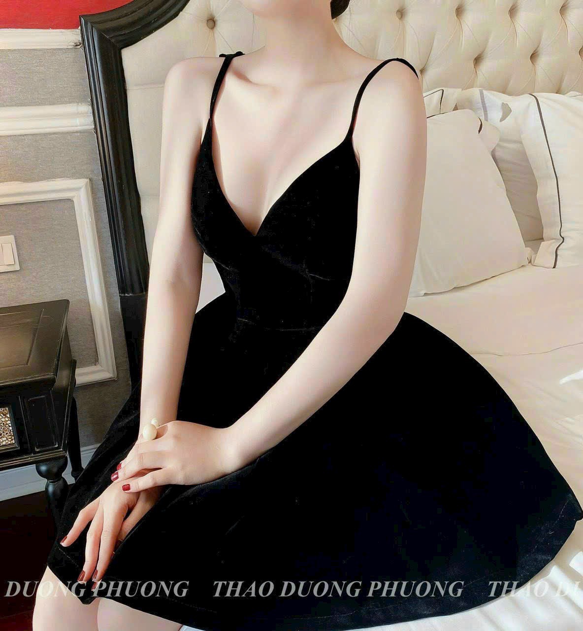Đầm công chúa hở lưng đi tiệc chất nhung cứng, đầm nữ hai dây cổ V đính cườm cột nơ sau lưng, đầm đi tiệc, đầm xòe