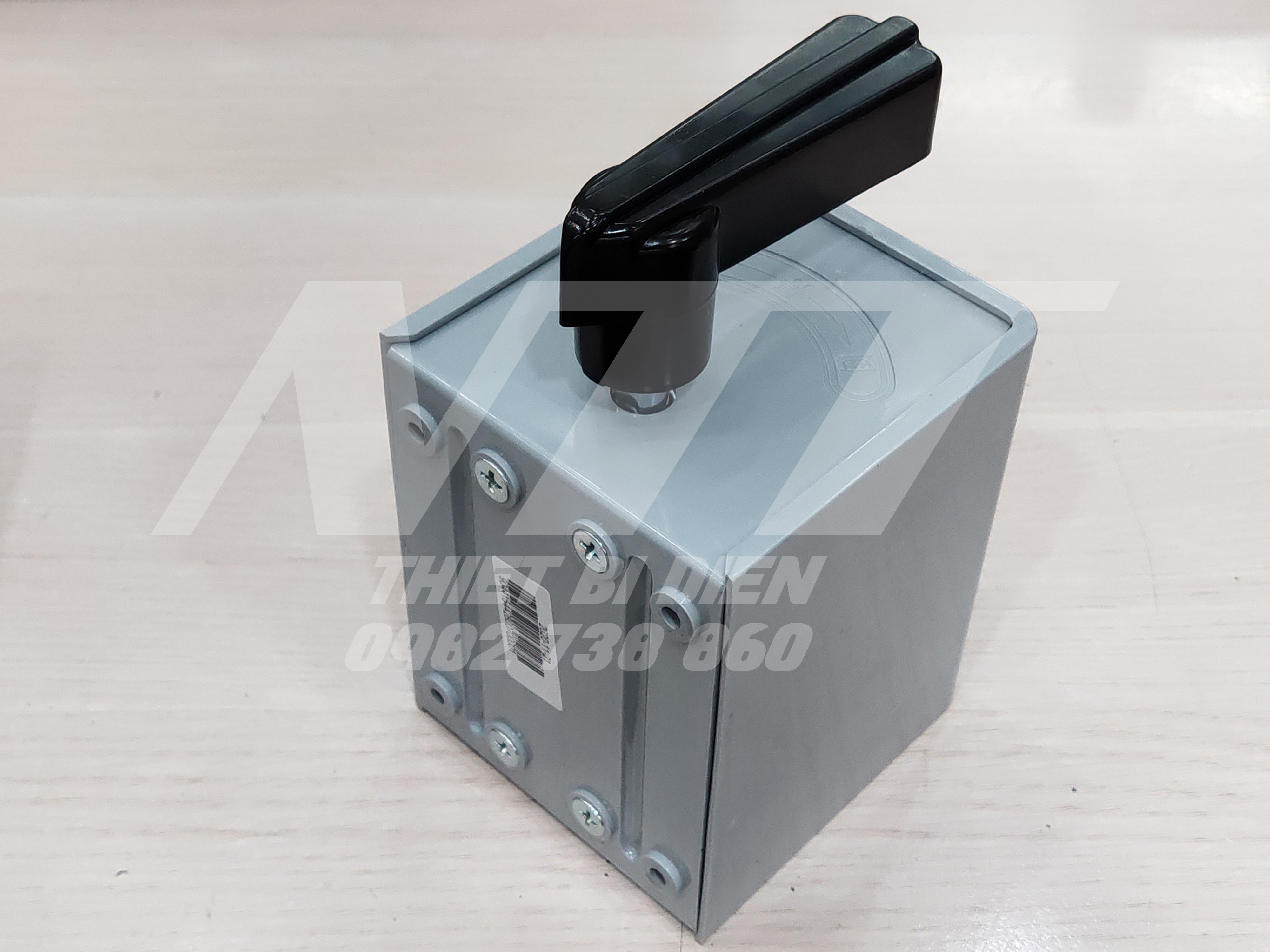Công Tắc Đảo Chiều HY2-12 Chint