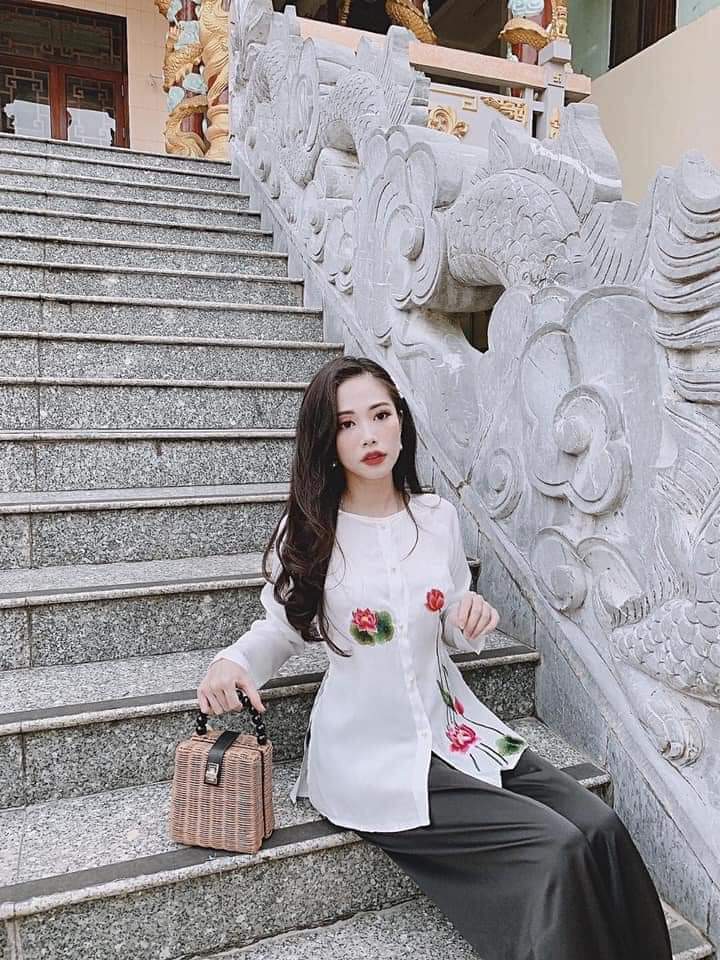 SÉT ÁO BÀ BA LỤA THIÊU SEN