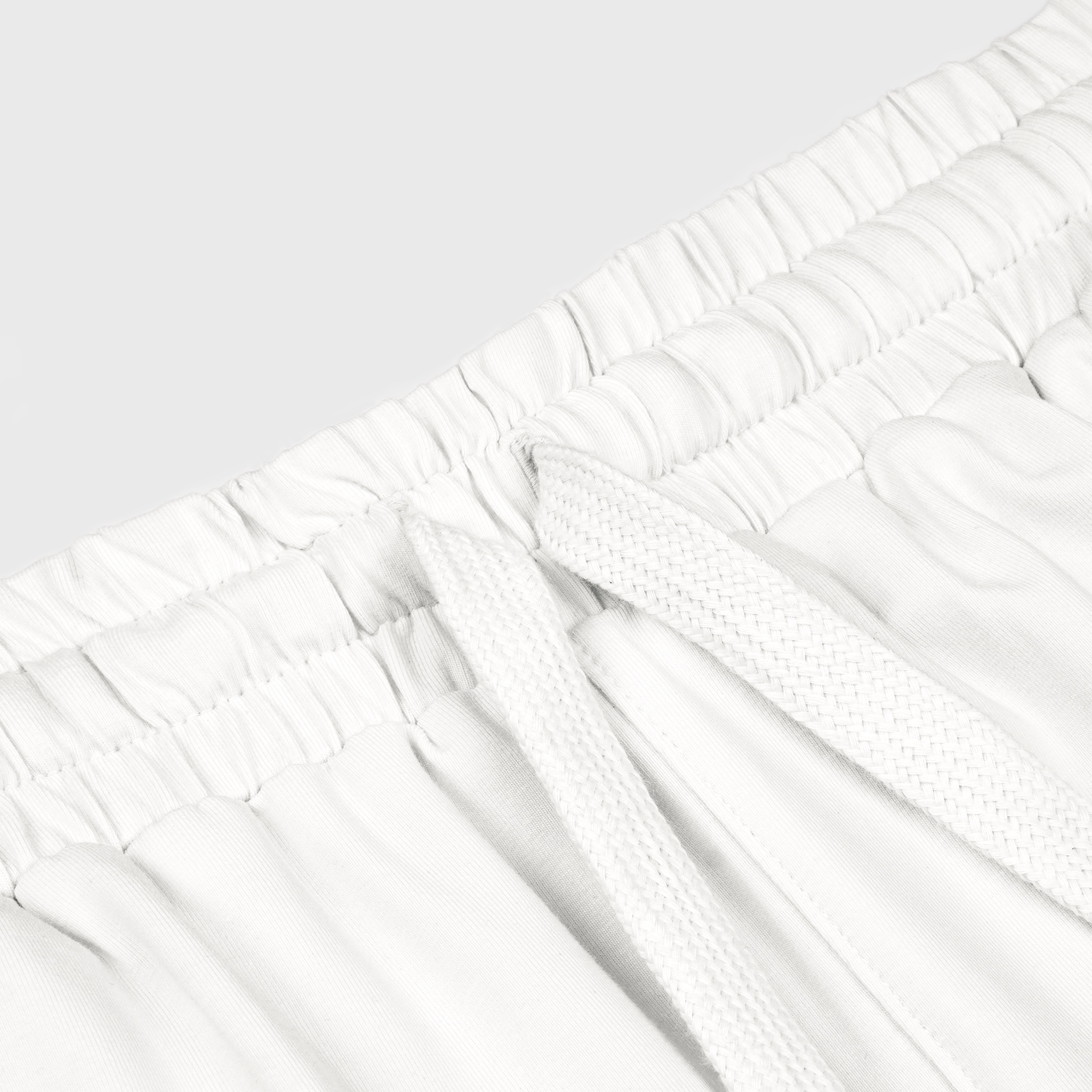 Grimm DC Quần Basic Shorts // Trắng