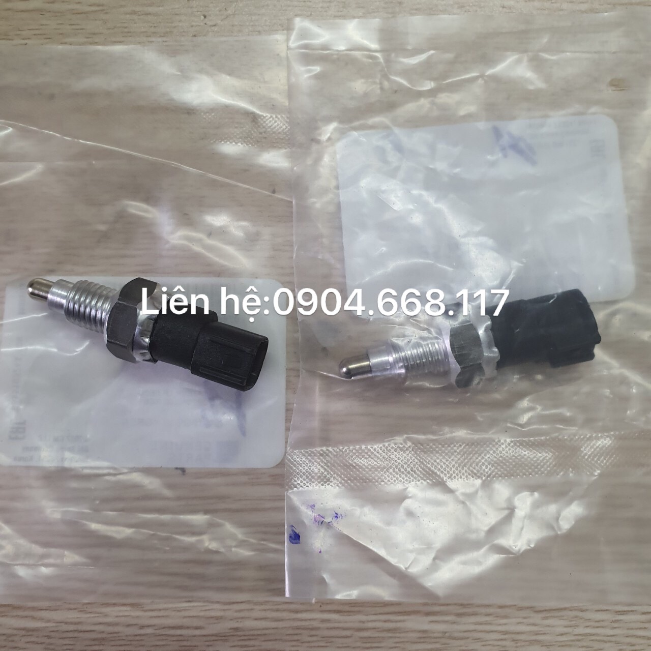 Công tắc báo lùi Cruze , lacetti nhập , Captiva