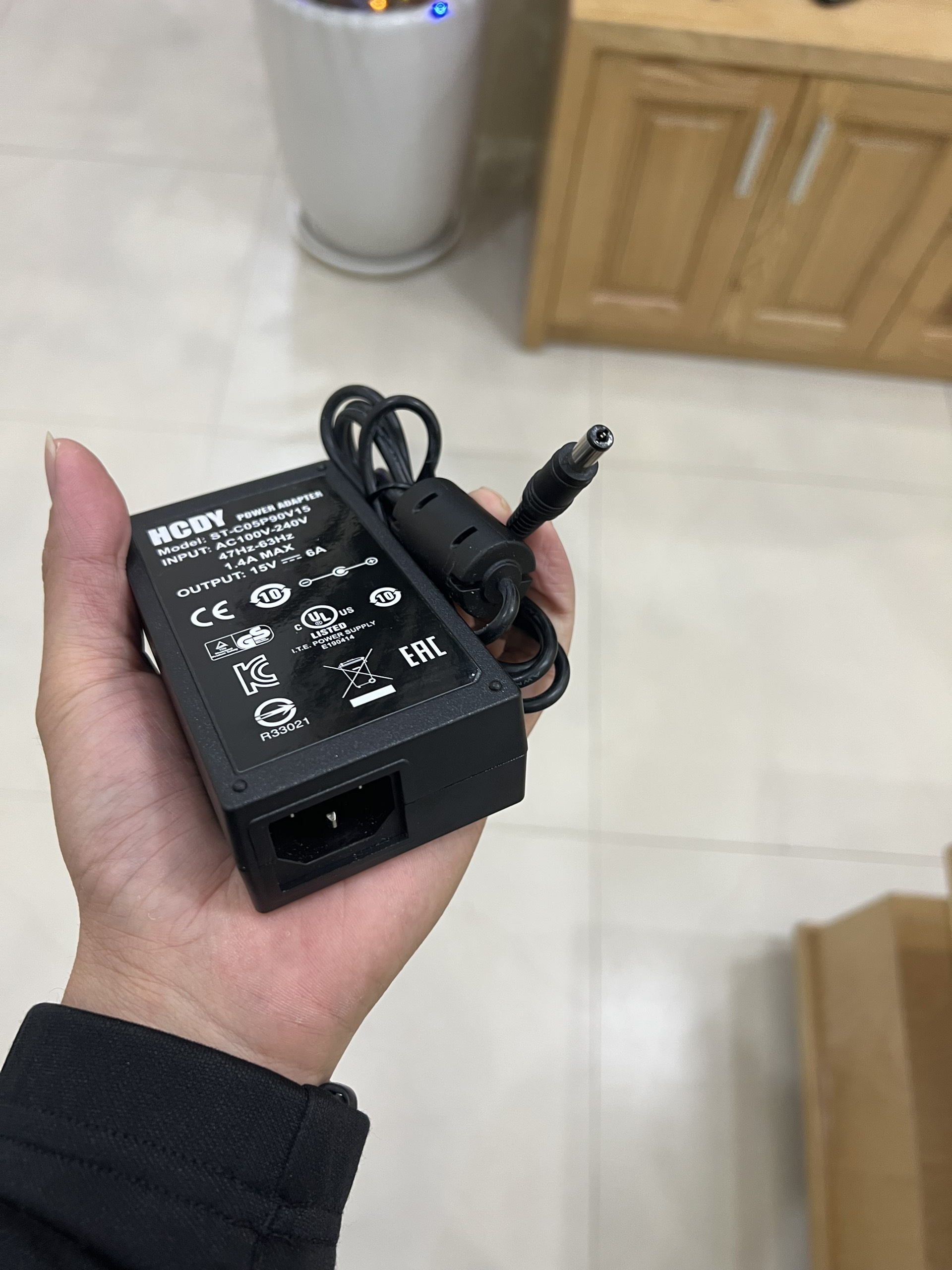 Dây sạc loa kéo HCDY 15v 6a