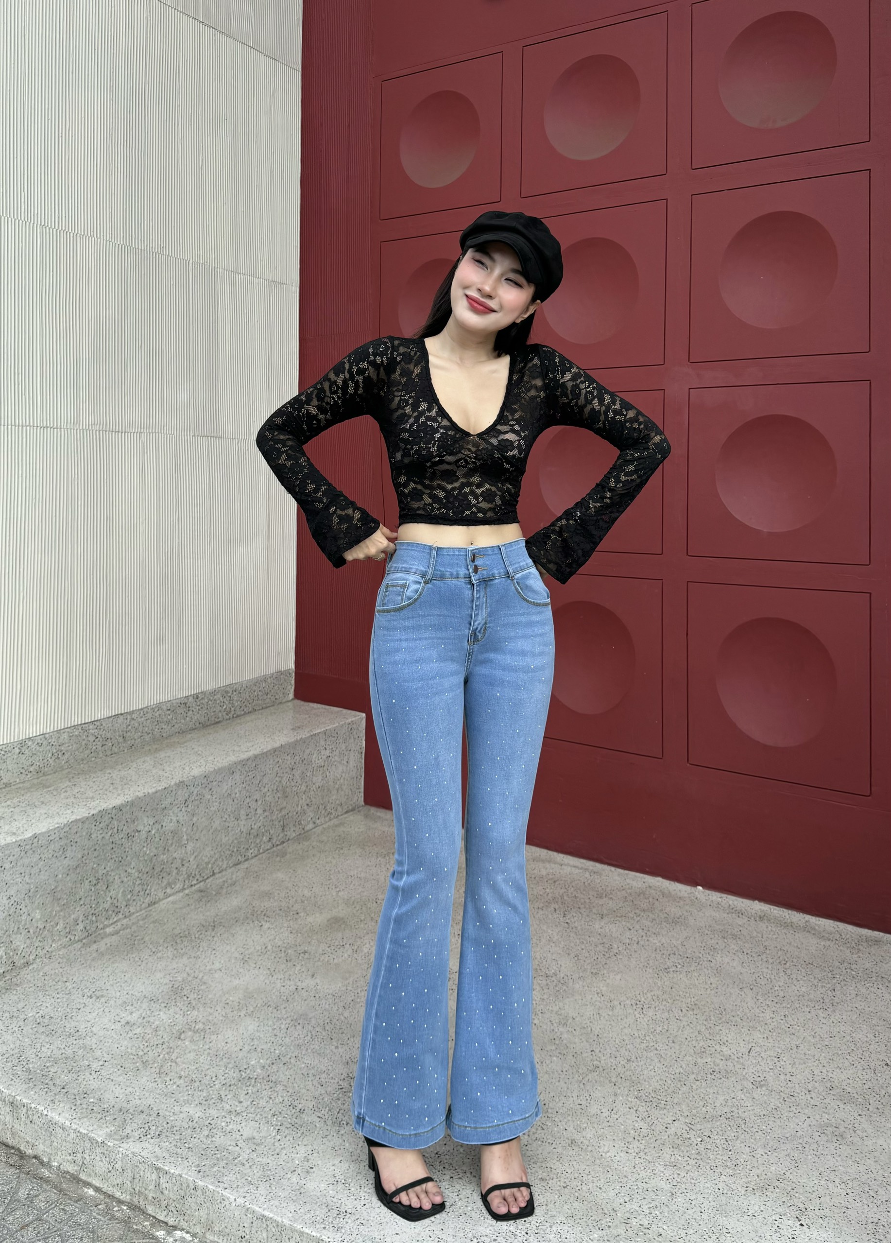 quần jean nữ loe đính đá có 3 màu