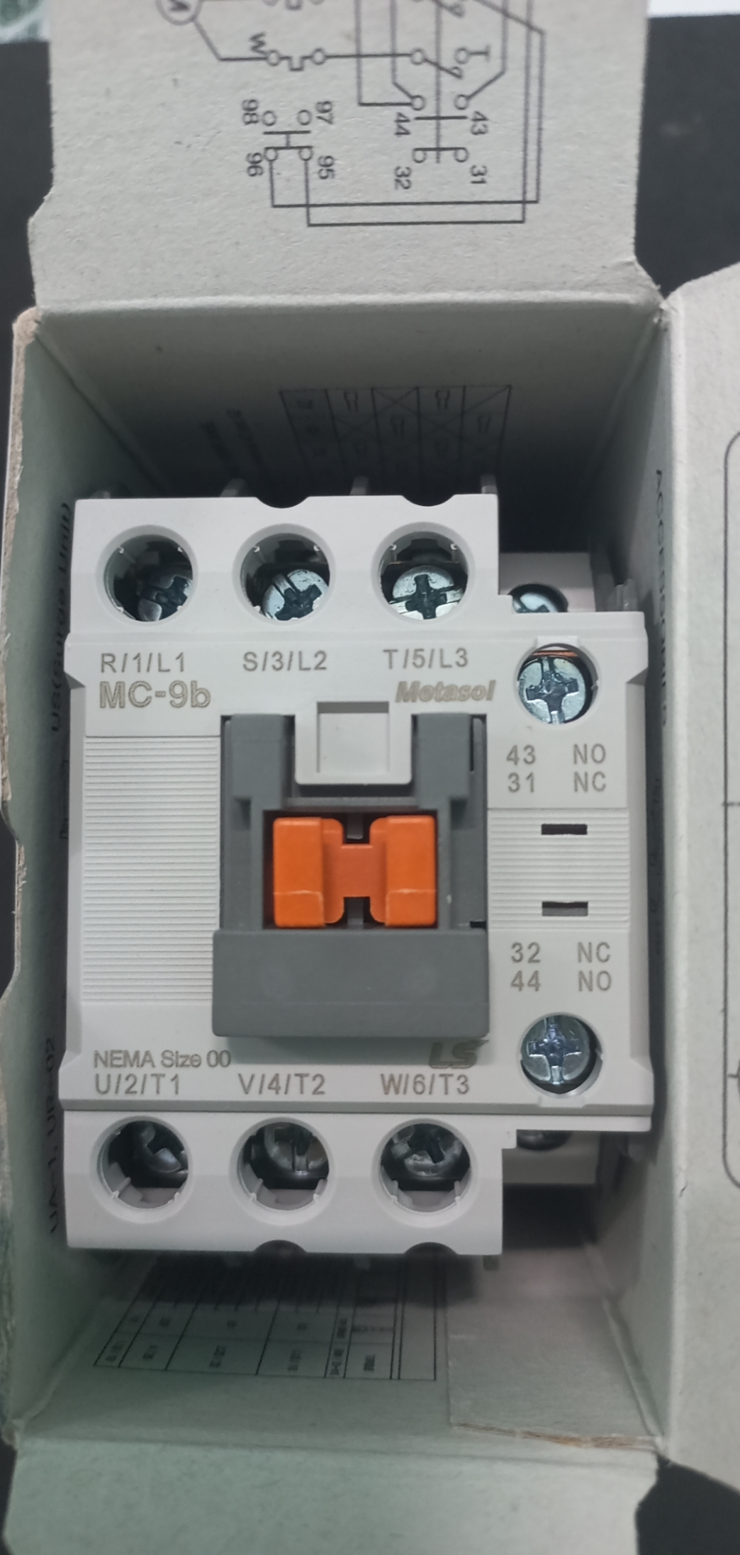 Khởi động từ LS 9A MC-9B 220V