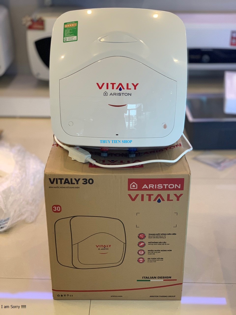 Bình nóng lạnh ariston 30 lít vitaly 30 + tặng 02 dây cấp inox 40cm