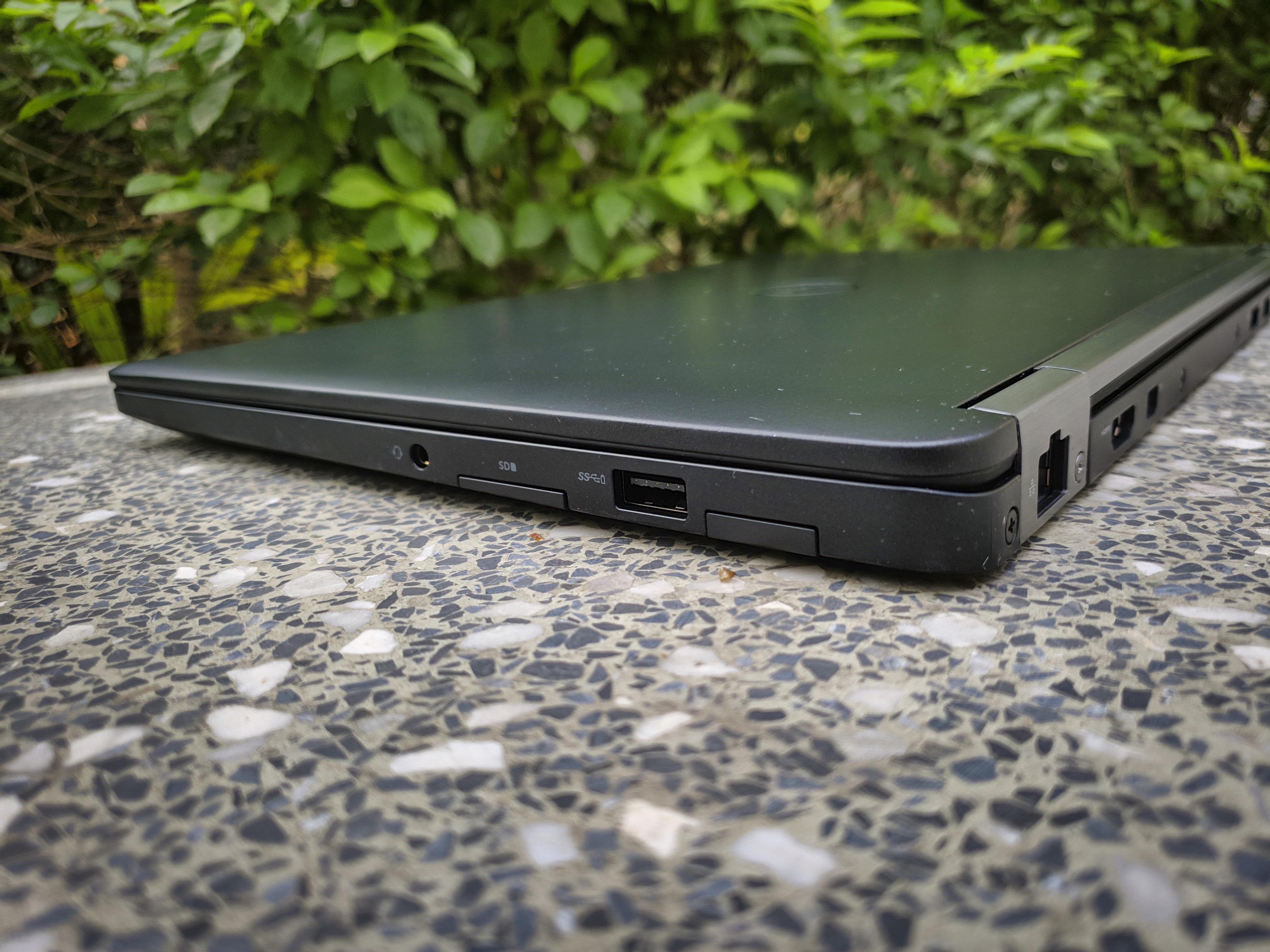 Laptop Dell  7270 i5-6200U/Ram 8G/SSD 128G