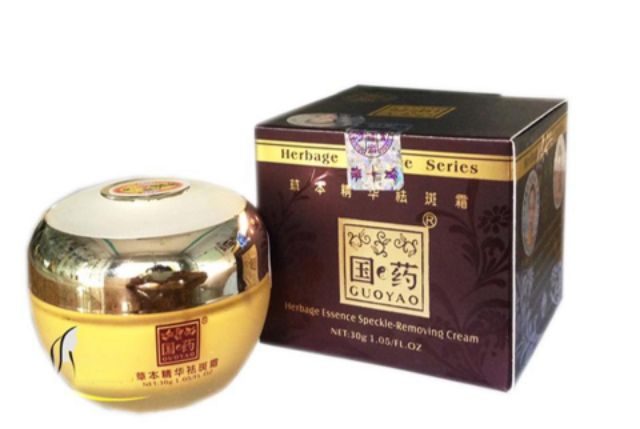 Kem Sâm DưỡNg TrắNg