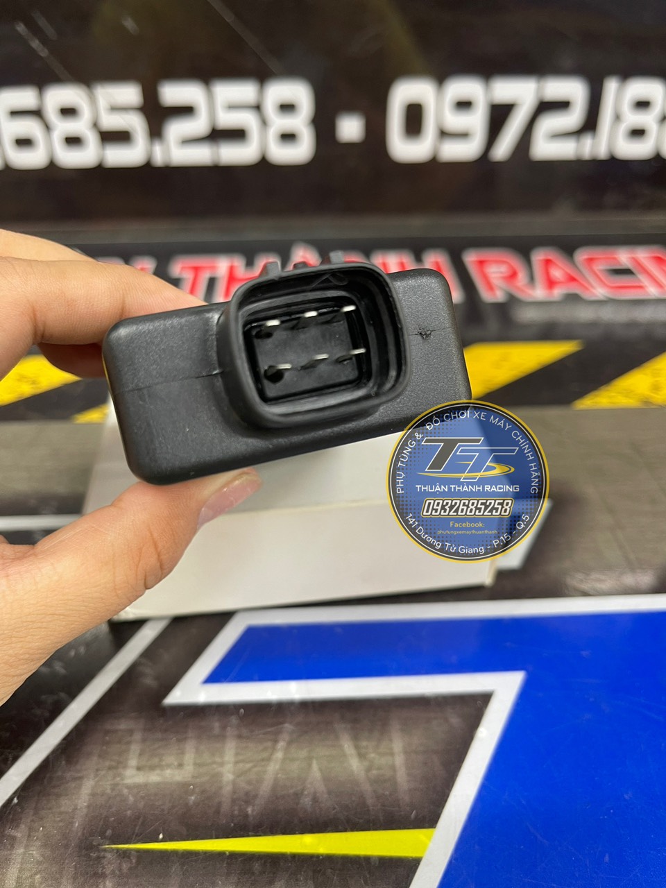 IC SPORT D12 MỚI HỘP TRẮNG