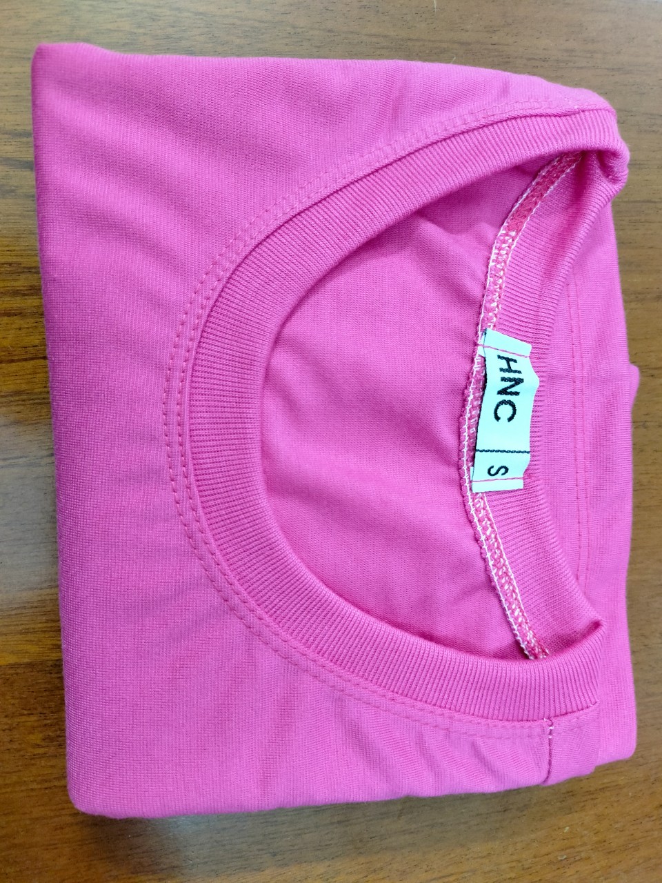 Áo thun cổ tròn in họa tiết T084