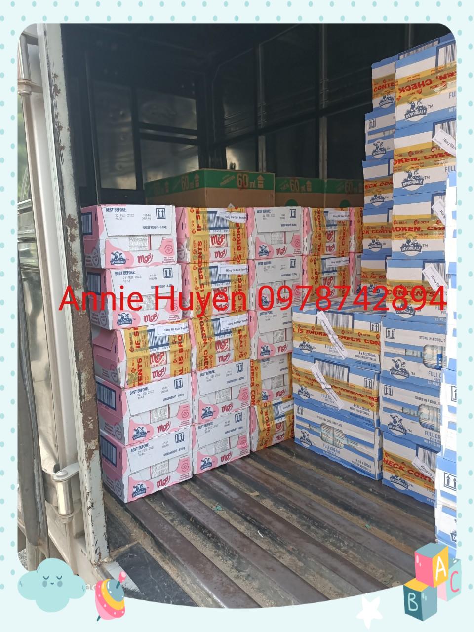 Sữa tươi DEVONDALE vị dâu thùng 24 hộp 200ml