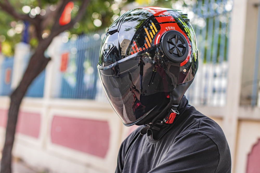 Mũ Bảo Hiểm 3/4 YOHE 851 New