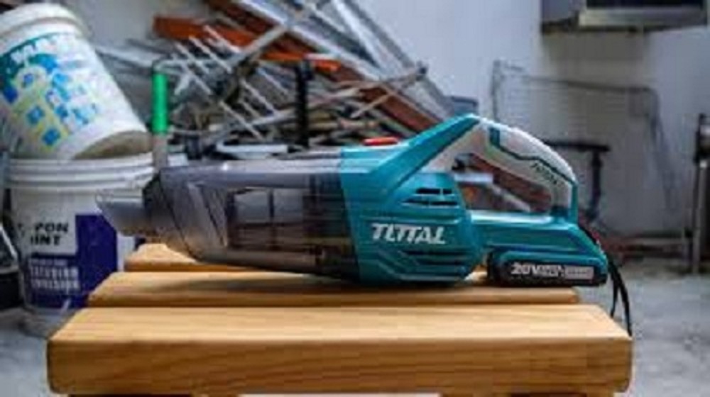 Máy hút bụi dùng pin Lithium 20V TOTAL TVLI2001 (KÈM 1PIN 4AH + 1 SAC)