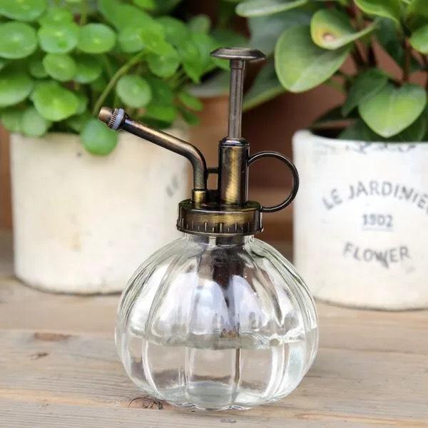 Bình xịt tưới cây