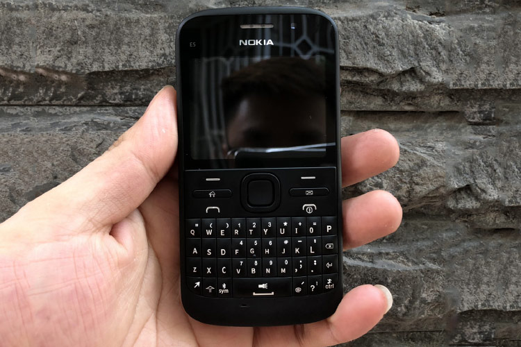 Điện thoại Nokia E5 Sài 3G/ WIFI (CHÍNH HÃNG - MAIN ZIN - BẢO HÀNH 1 NĂM)