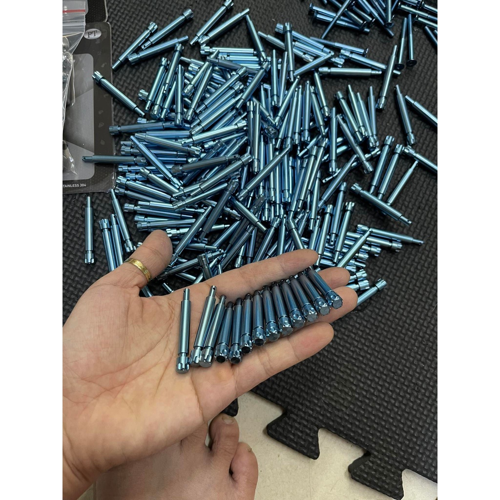 [Ty Giữa Adelin] Ốc Ty Xỏ Heo Adelin 2piston , 4piston TITAN GR5