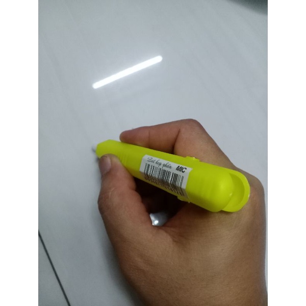 Bút Kẹp Phấn Viết Bảng MIC (Set 3 cái)