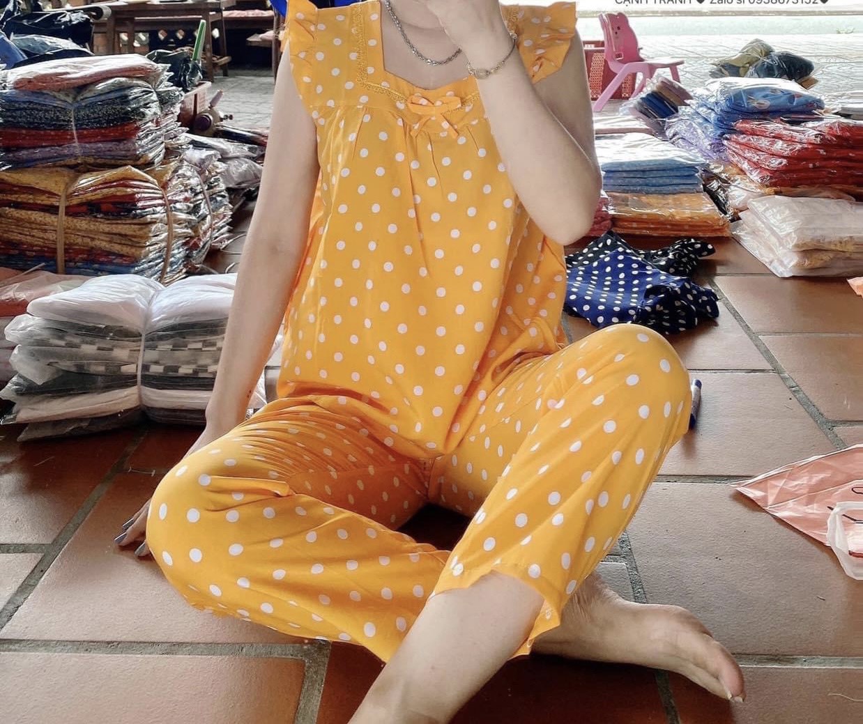 Set đồ nữ chấm bi tay cánh tiên siêu dễ thương Size M.XXL