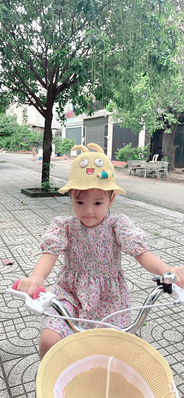 Mũ rộng vành mầm cây siêu yêu cho bé(1-4 tuổi)