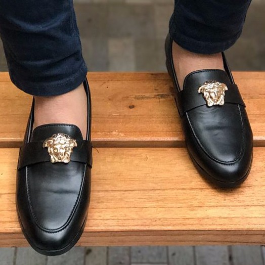 Giày tây nam hàn quốc da trơn lì logo VS vàng sành điệu