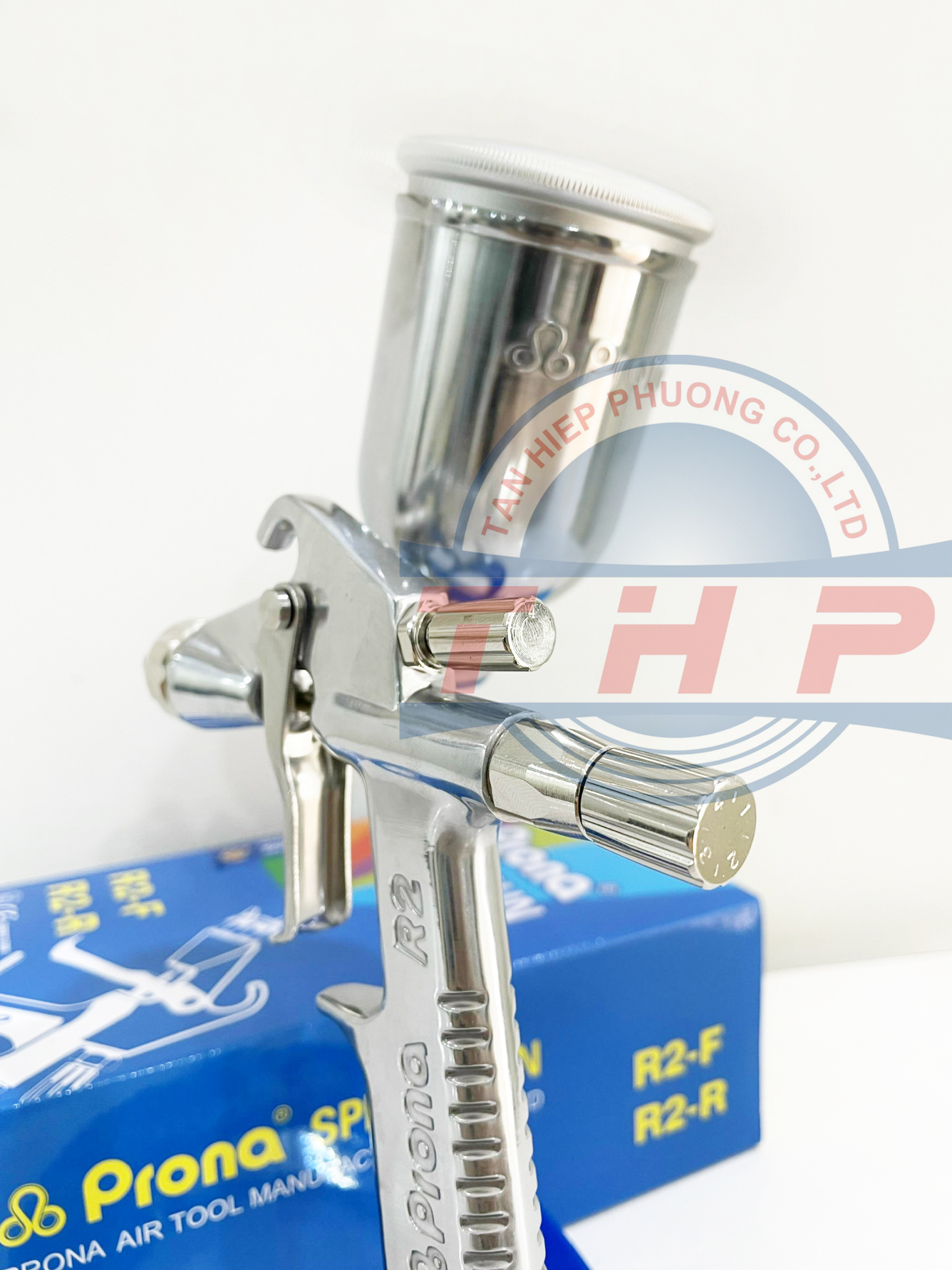 Súng phun sơn Prona R2-F(0.3)+ RC-51