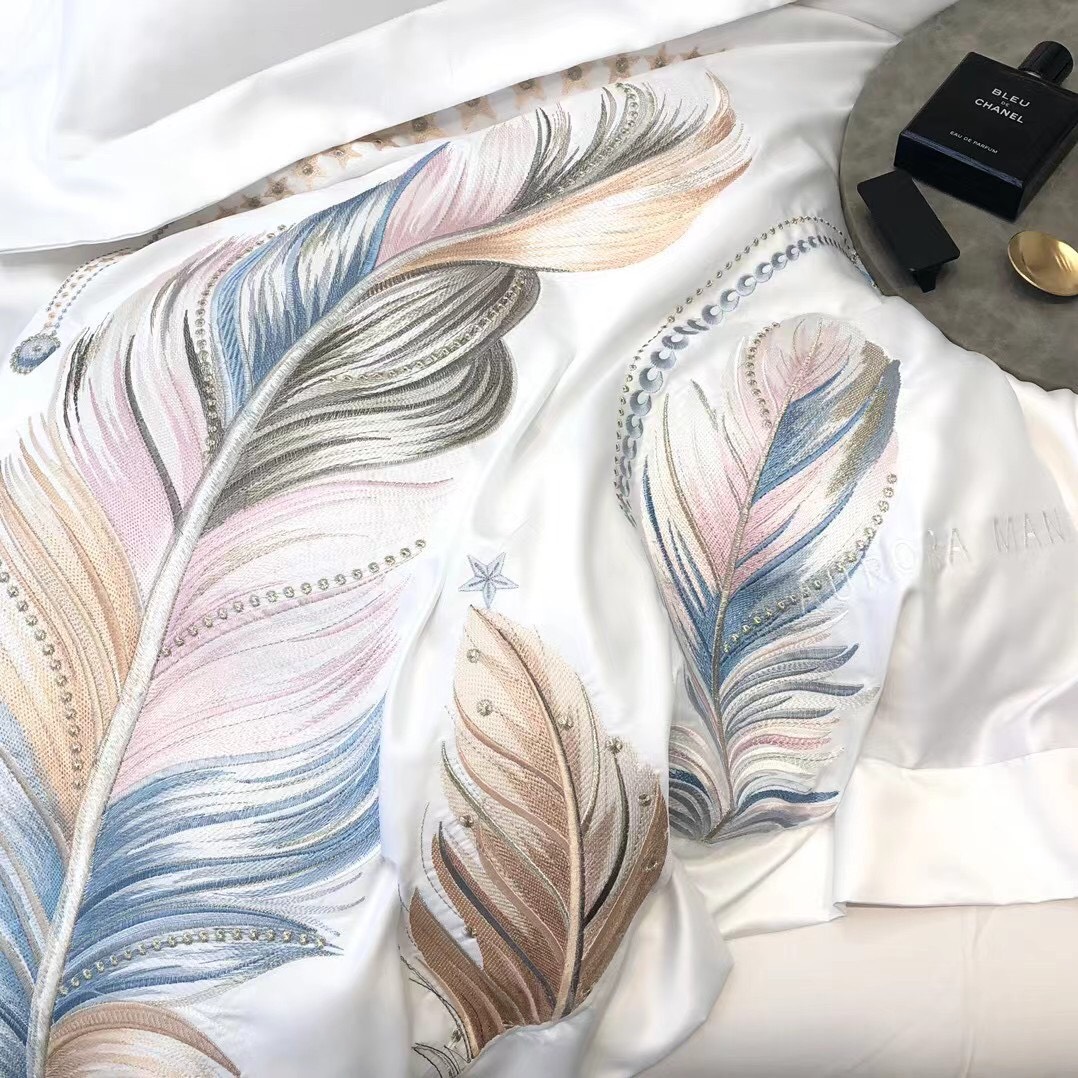 Bộ chăn ga gối Lụa silk thêu lông vũ Alabele