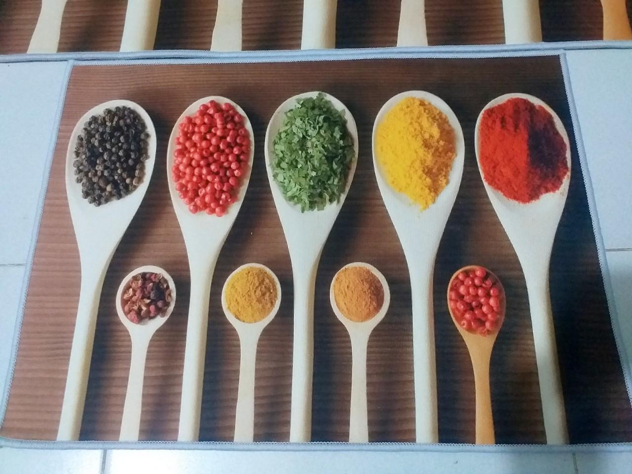 Bộ 2 thảm trải sàn nhà bếp tiện dụng( giao mẫu ngâũ nhiên)