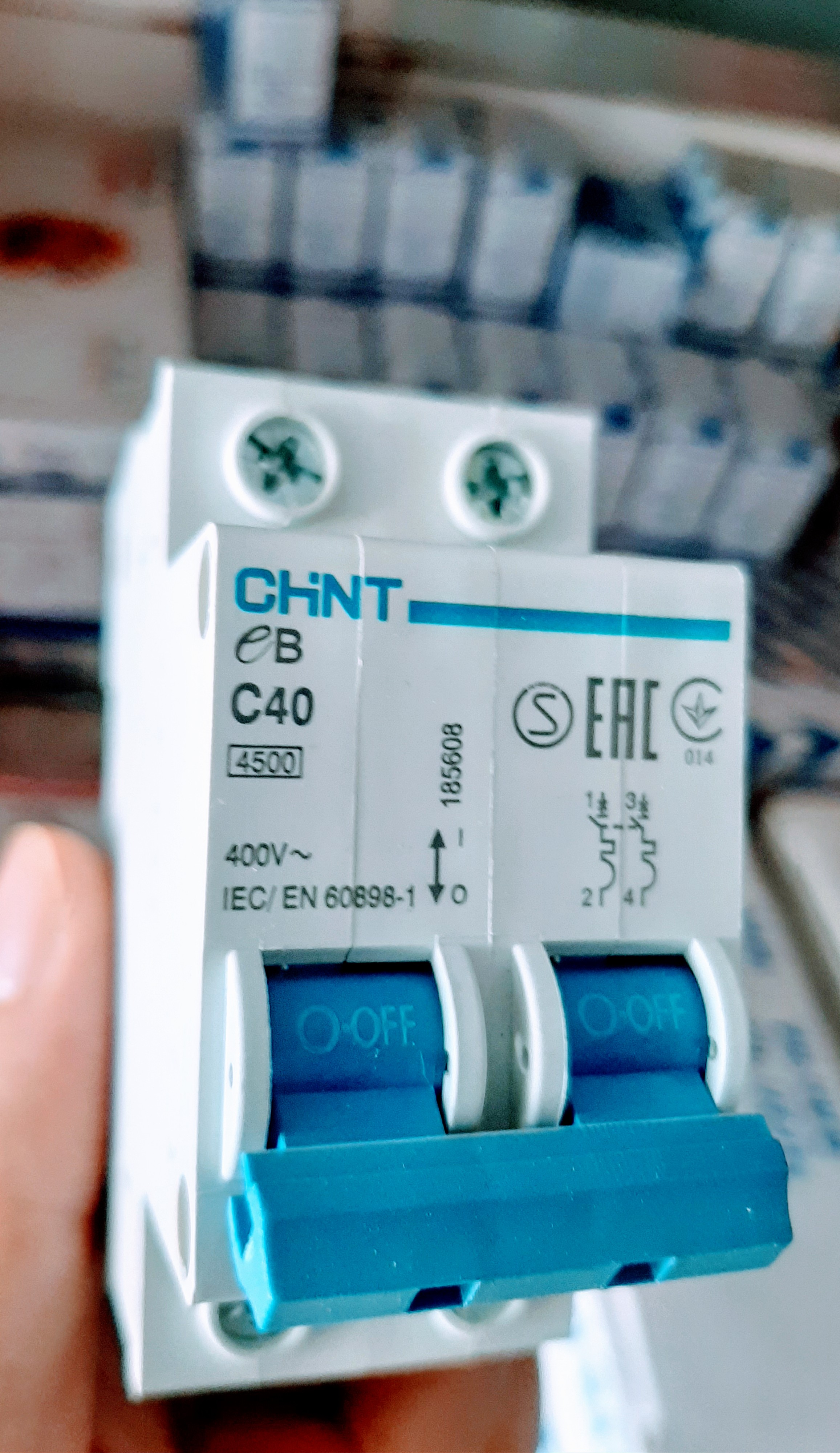 [MCB] Aptomat Cầu Dao Tự Động 1 Pha 2 Cực CHINT 32A 40A 63A