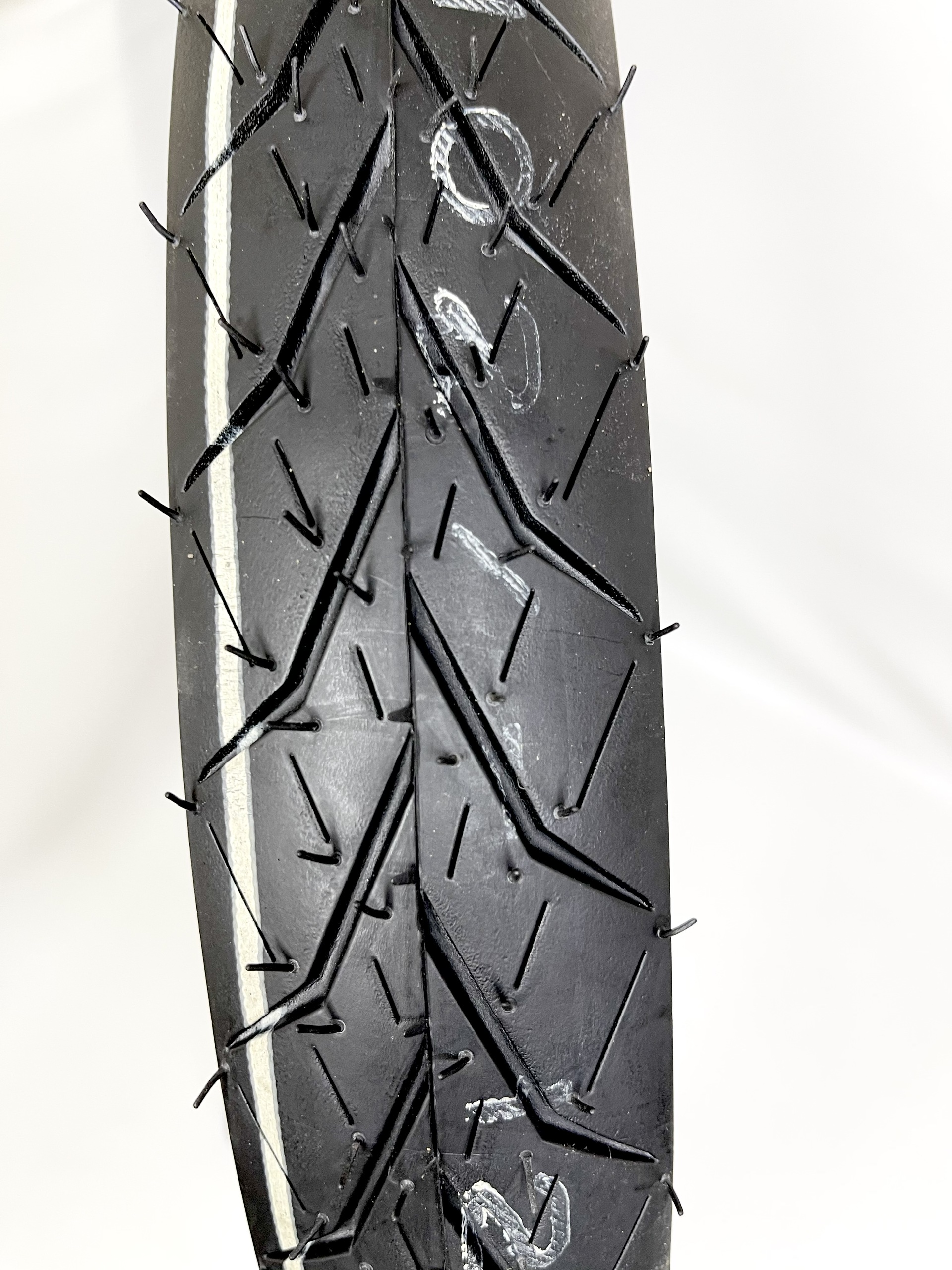vỏ xe Drag IRC 60/80/17