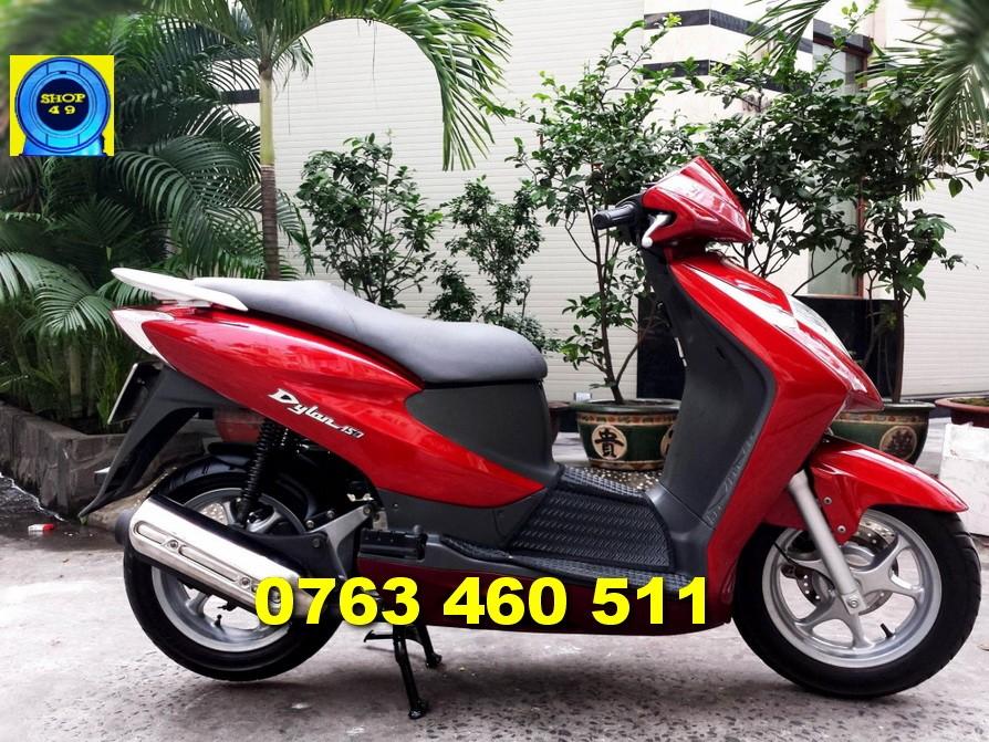 Chụp Kính Xi Nhan Trước Xe Dylan