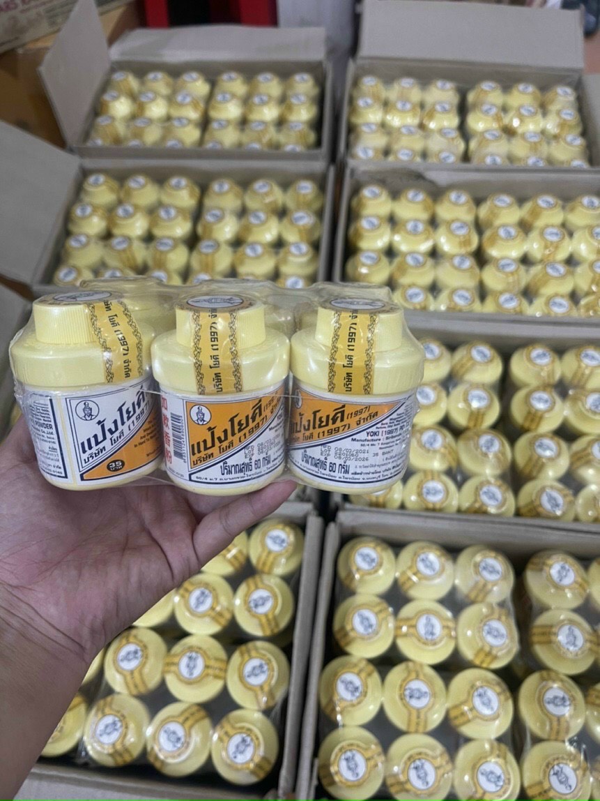 Phấn rôm khử mùi hôi chân Yoki Thái Lan 35g