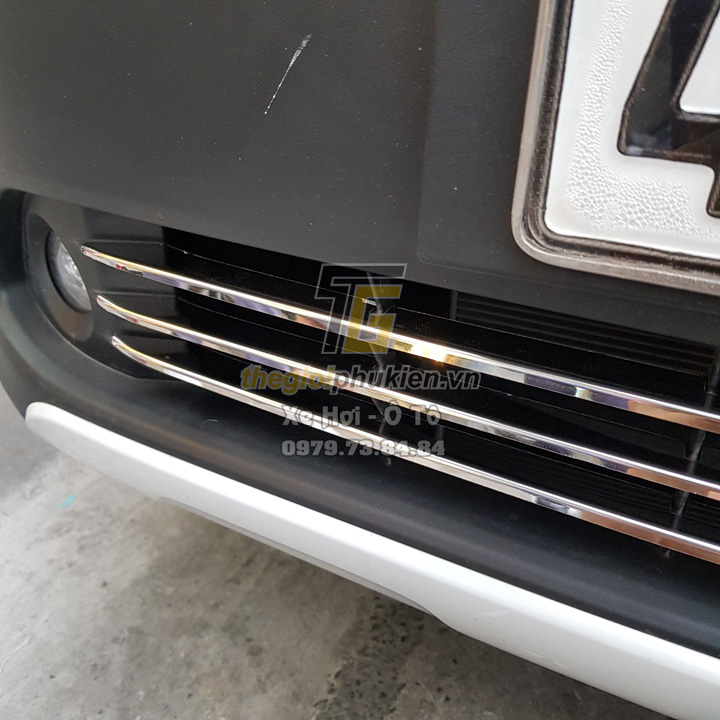 Bộ ốp trang trí mặt Ca Lăng, Calang bên dưới dành cho xe Toyota Corolla Cross