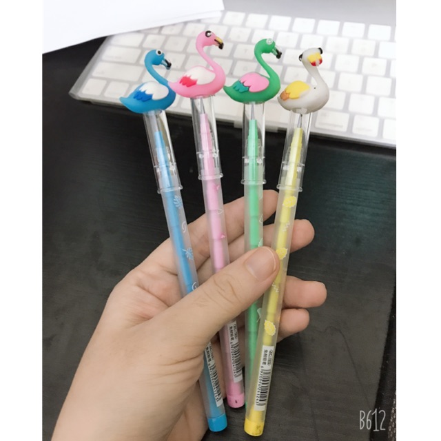 1 Cây bút chì đốt hình thiên nga