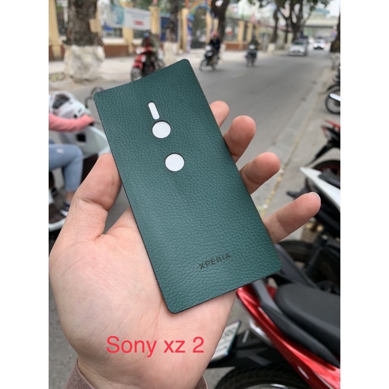 Dán da lưng điện thoại Sony XZ 2 trơn không 1 màu