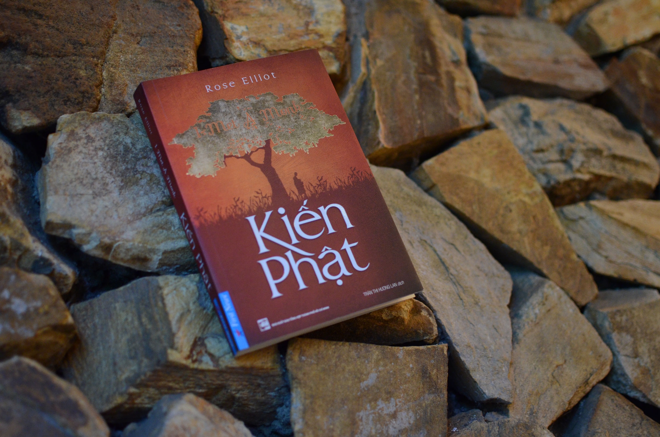 Fahasa - Kiến Phật