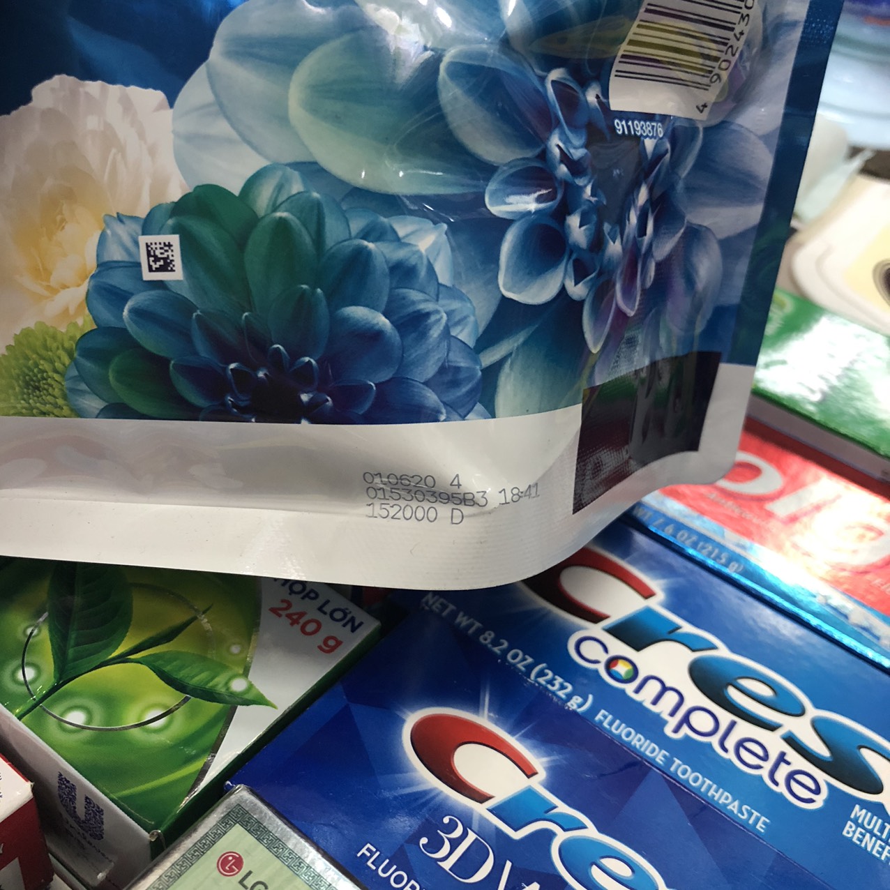 Nước Xả Vải Downy Làn Gió Mát 2.6L/Túi