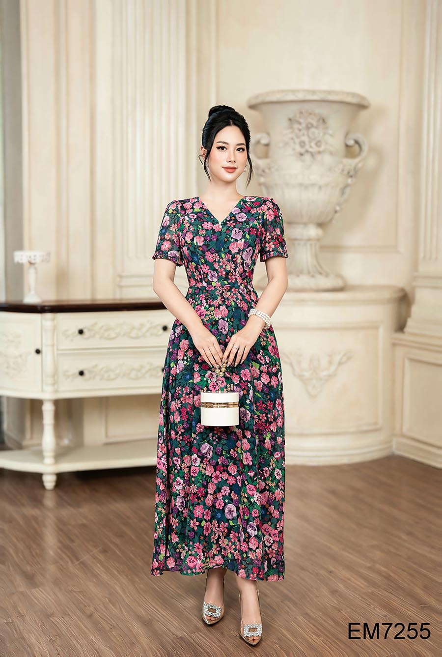 Đầm EMY EM7255 Xoè Maxi Hoa