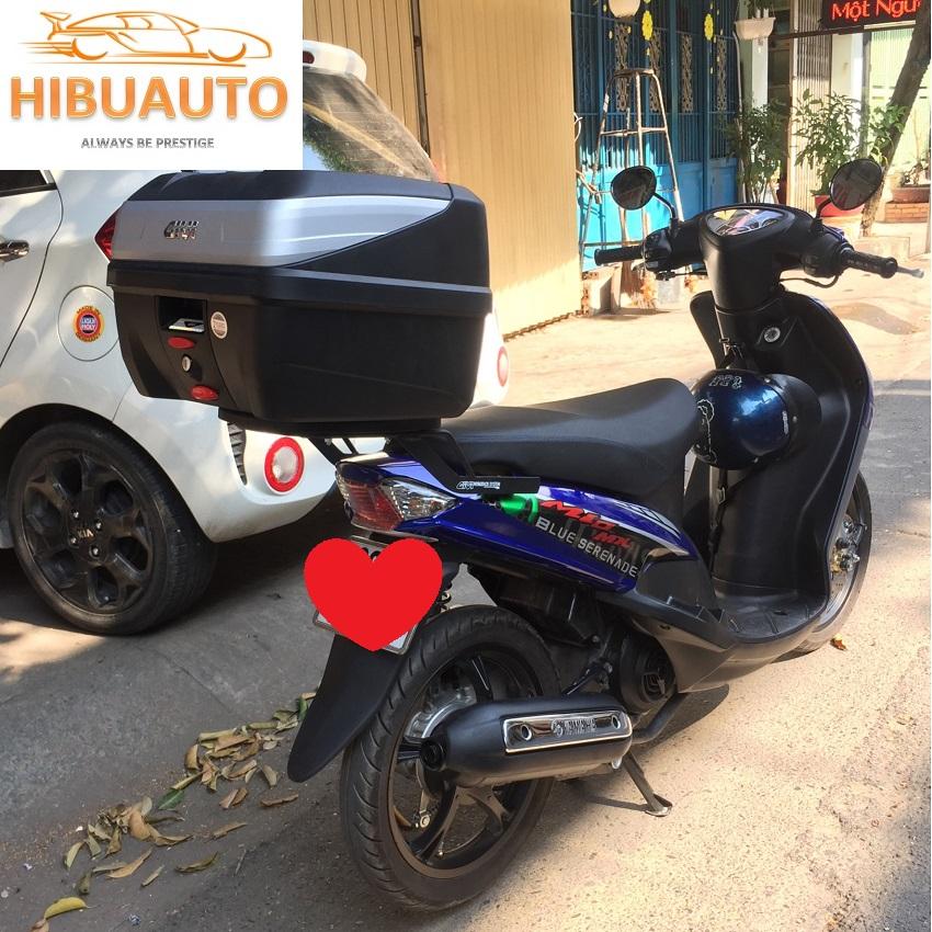 [HCM]Thùng đựng đồ xe máy Givi B32N Bold 32L Monolock System Technology Tặng đế đệm
