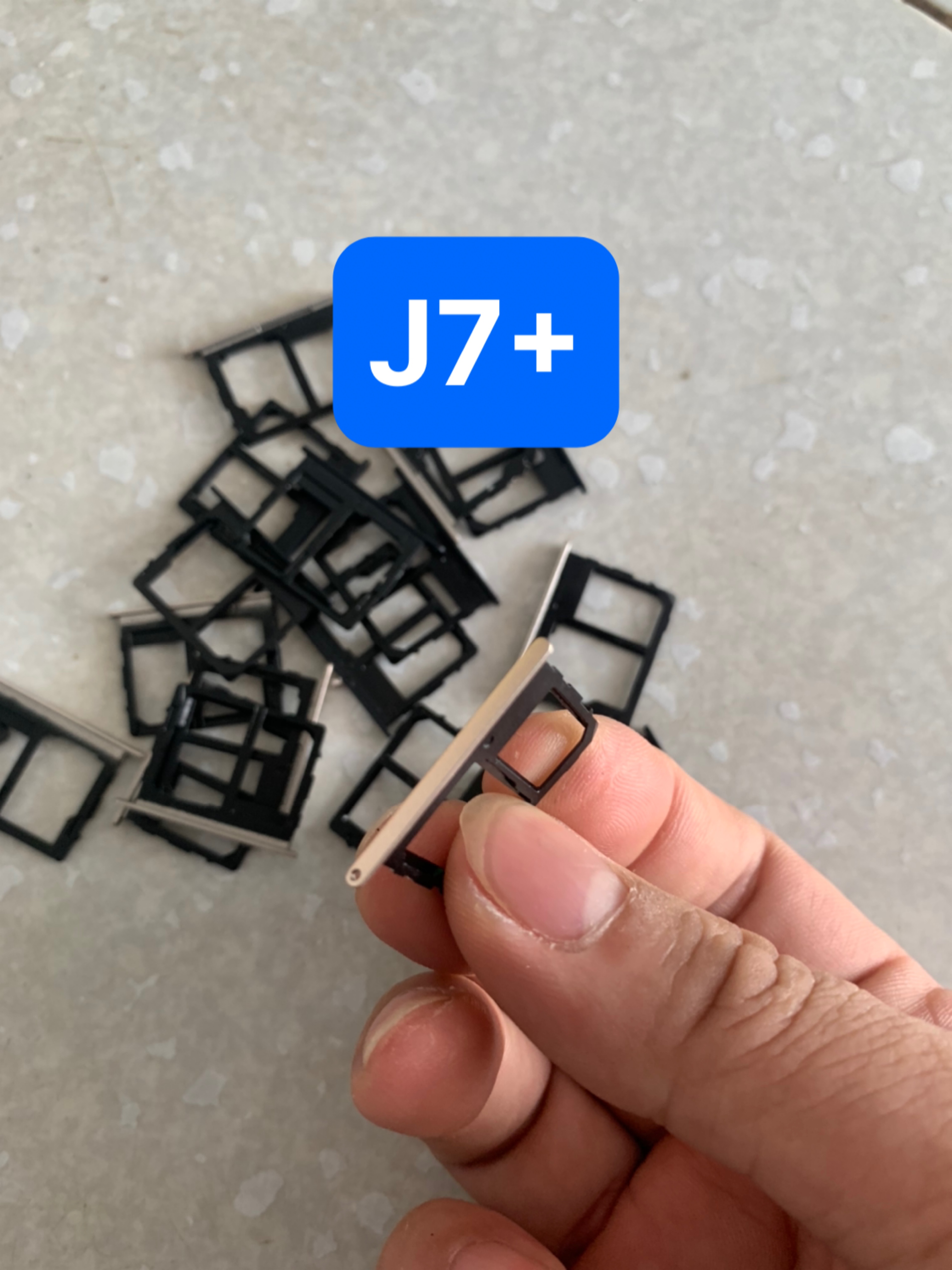 Khay sim samsung j7 plus / j7+ / c8