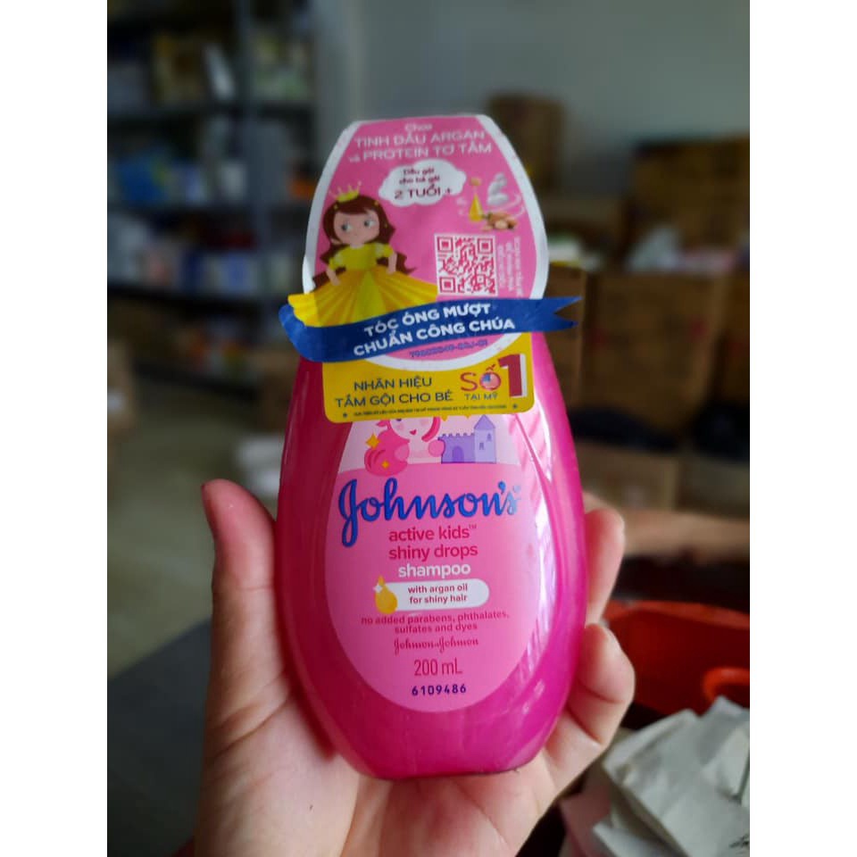 tắm gội Johnson Baby