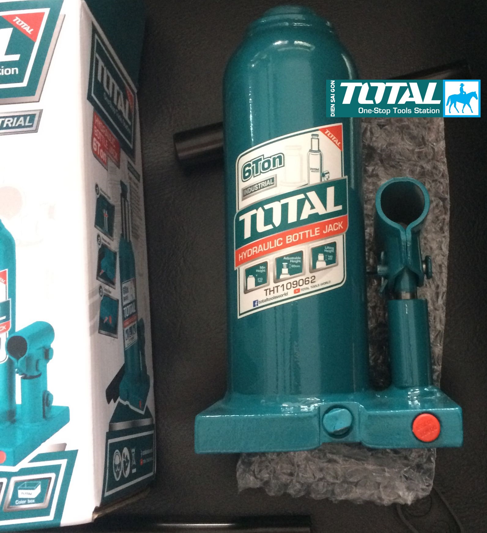Con Đội Kích đội thủy lực 6 tấn Total THT109062