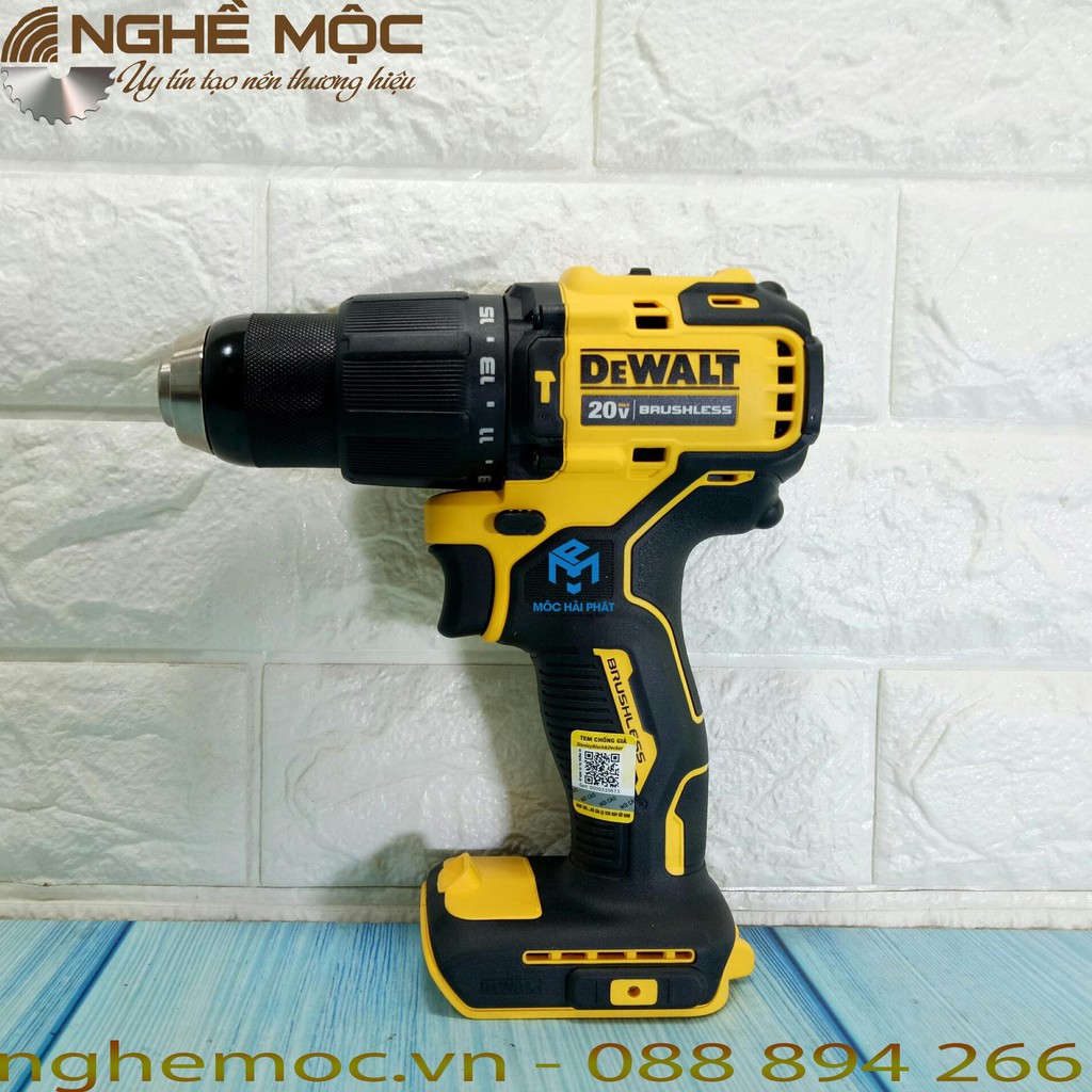 DCD709 Dewalt - Máy khoan pin 18V