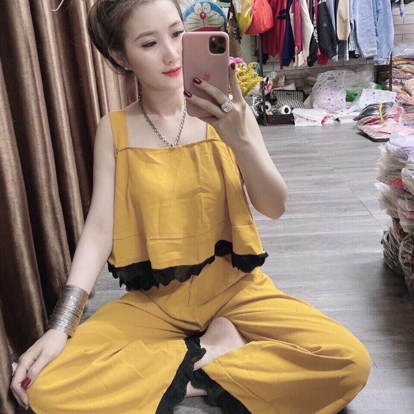 đồ bộ nữ mặc nhà nguyên set gồm áo hai dây và quần ống rộng viền ren chất liệu kate lụa - THỜI TRANG SÀI GÒN GIÁ RẺ