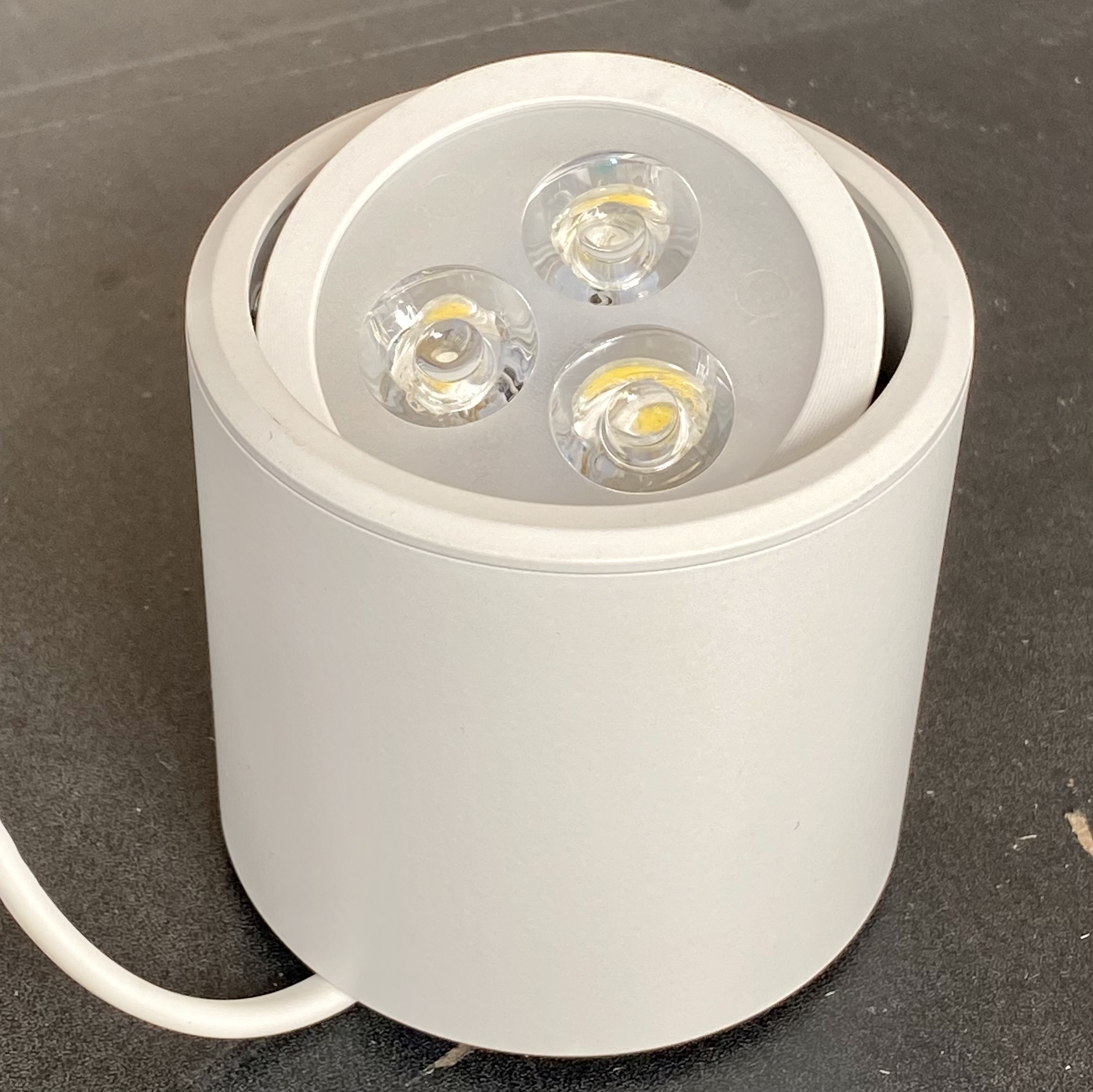 Đèn lon nổi led 3w và 7w